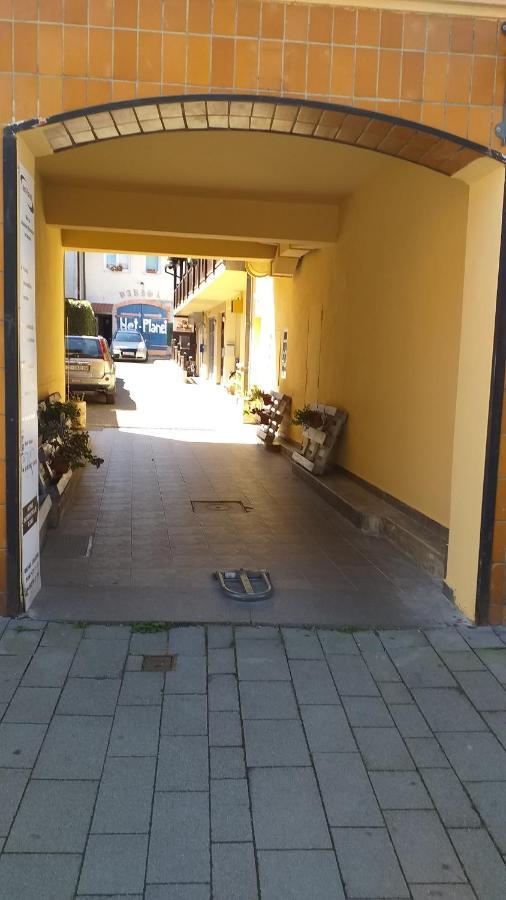 Studio Apartman Fleiss Apartment Samobor Exterior photo